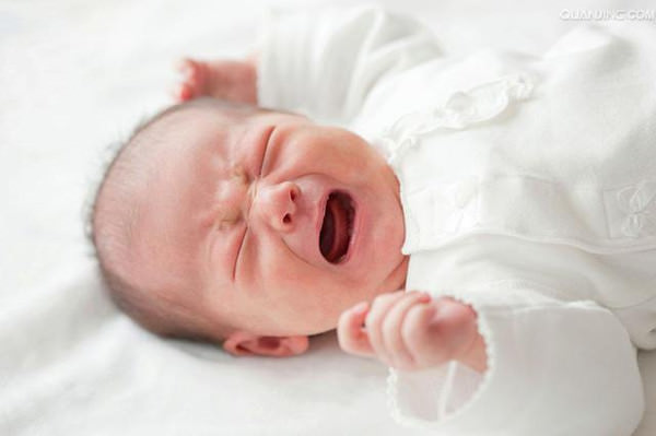 Cực yêu với những hình ảnh em bé khóc dễ thương đến khó tả 9