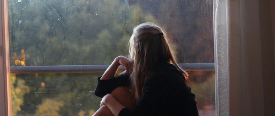 hình ảnh tình yêu buồn của con gai